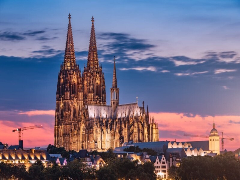 Кельнський собор (Kölner Dom), шедевр готичної архітектури та символ міста Кельн